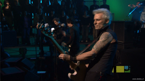 GreenDay-VH1Storytellers1080i.ts_snapshot_00.38.51_2015.09.26_12.58.15b6d79.png