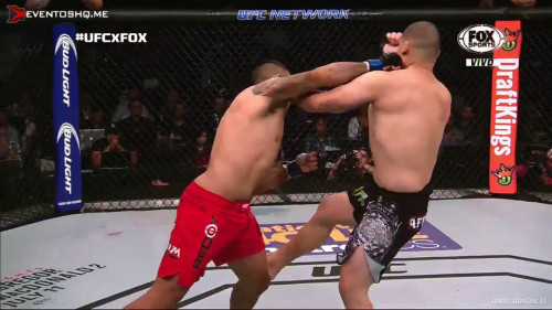 UFC.Fight.Night.Werdum.vs.Tybura.Preliminares.720p.Fox.Argentina.EventosHQ.mp4_004458900191802bc15adf20e.jpg