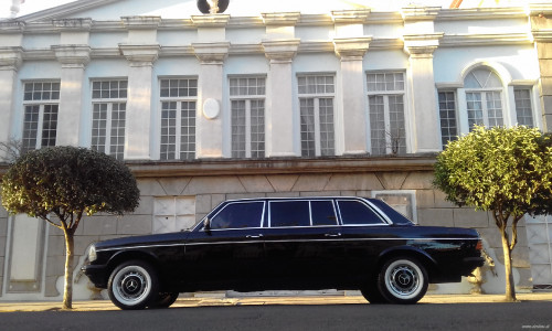 BARRRIO AMON COSTA RICA LIMOUSINE