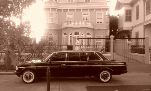 Edificio del Centro de Cine en Barrio Amón COSTA RICA LIMOUSINE